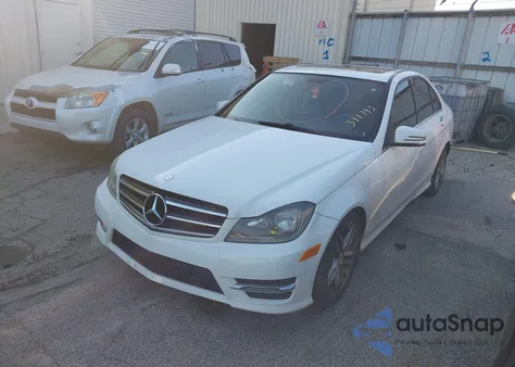 2014 Mercedes-Benz C 250 Luxury/Sport from USA, damaged, VIN WDDGF4HB5ER311393